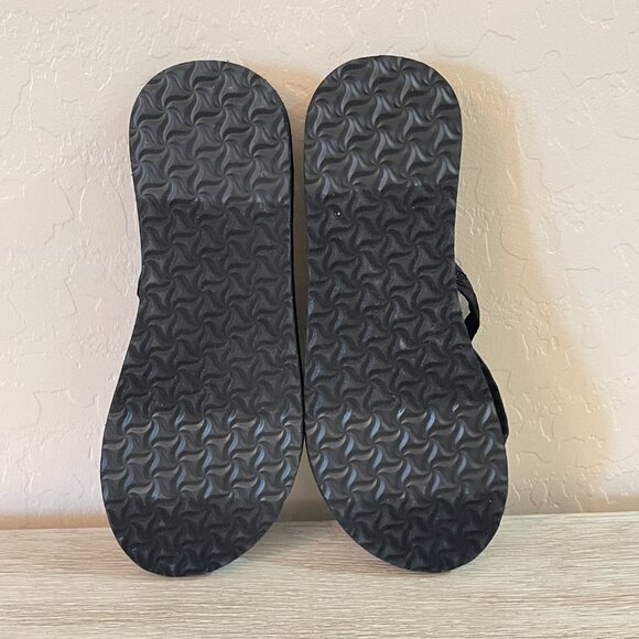 New Teva Sandals 8 Olowahu Strappy Mix B Black on Black NWT - Picture 12 of 16